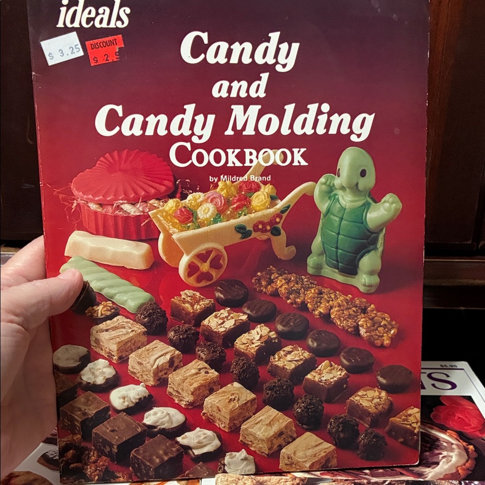 Assorted Baking & Dessert Recipe cookbooks- Candy, Cookies & Chocolates (Set) - Picture 2 of 14